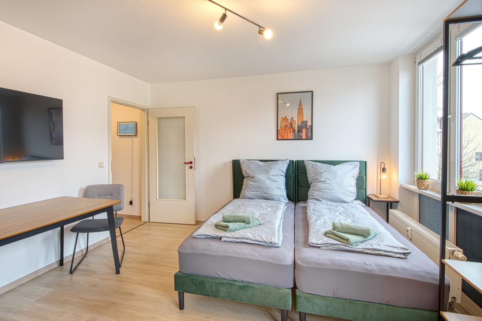 Möbliertes Apartment Larooms WS01 in Merseburg